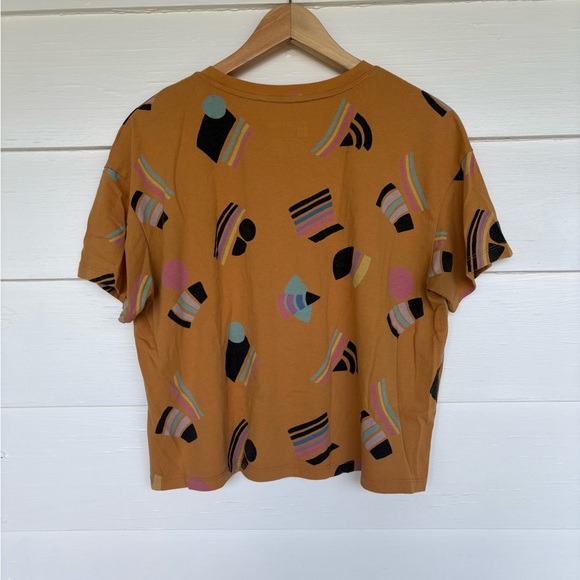 Target Geometric Patterned T-Shirt - Picture 2 of 2